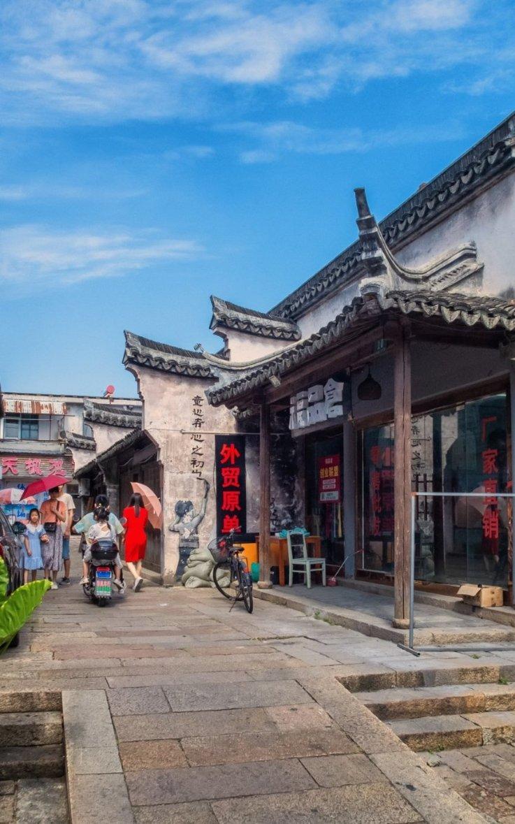 黄山景色秀美，却被美国游客吐槽“纯属虚构”，这到底怎么了？游戏画面